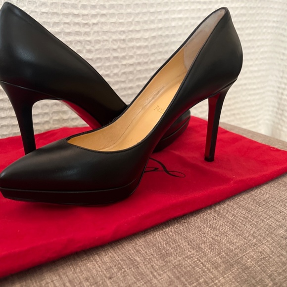 Christian louboutin heels - Picture 3 of 6